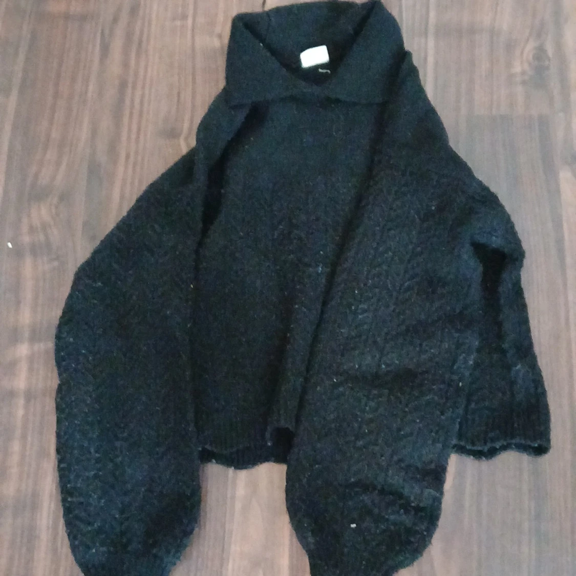 Svart stickad polotröja - 90