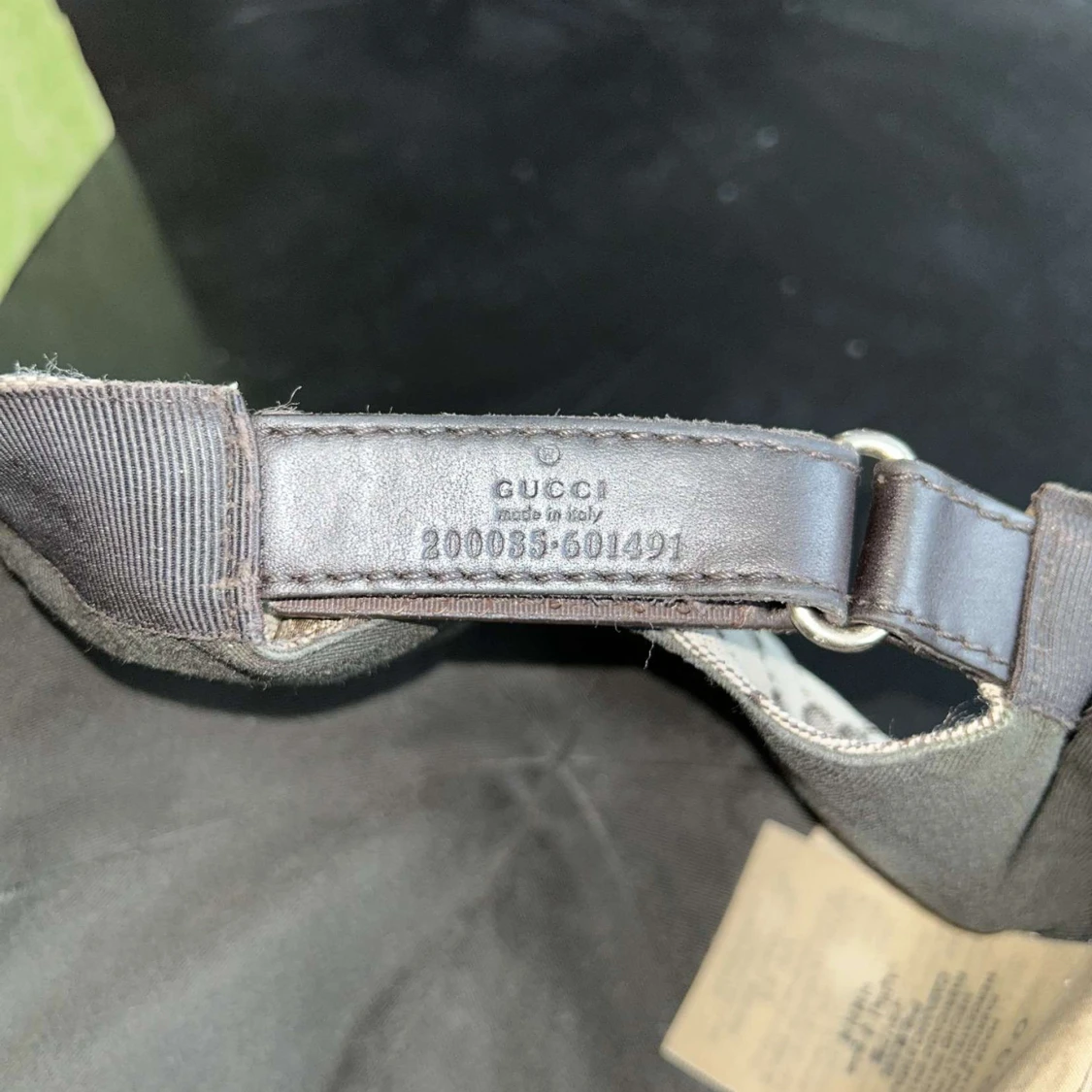 Beige keps från Gucci - 93