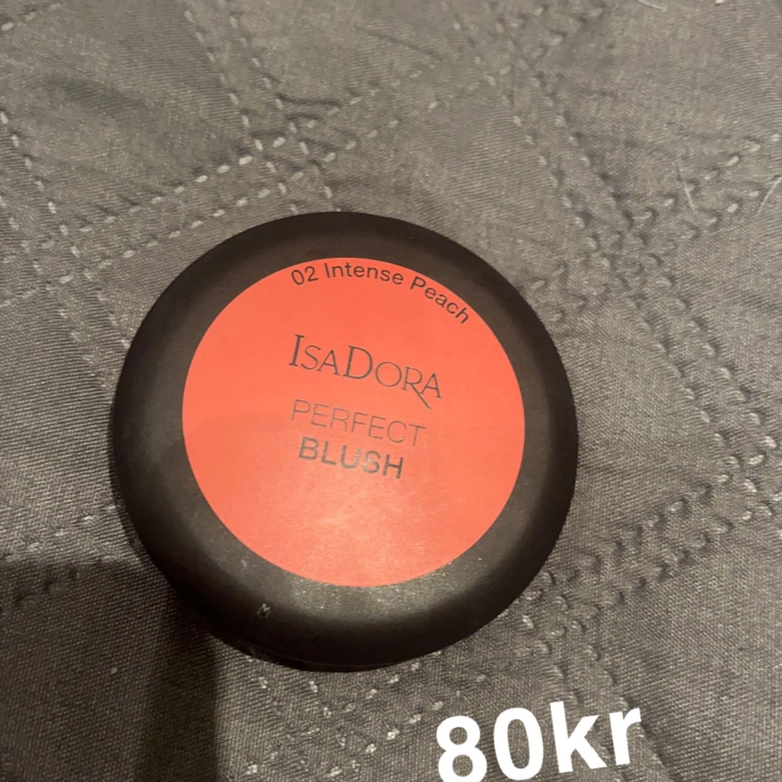 IsaDora Perfect Blush och NYX Concealer Serum - 90