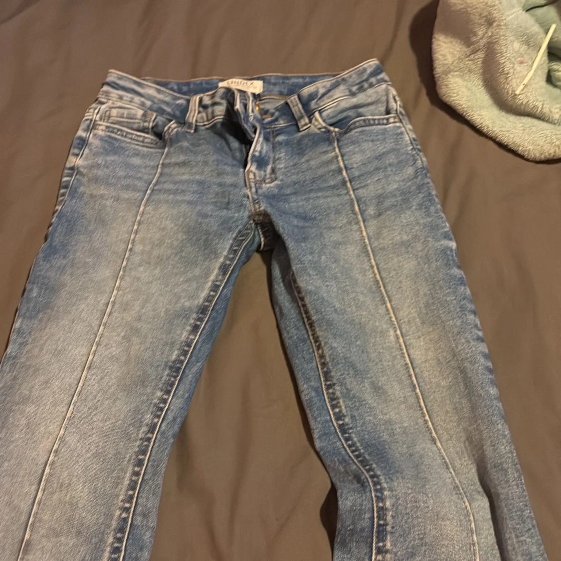 Blå jeans från Lindex