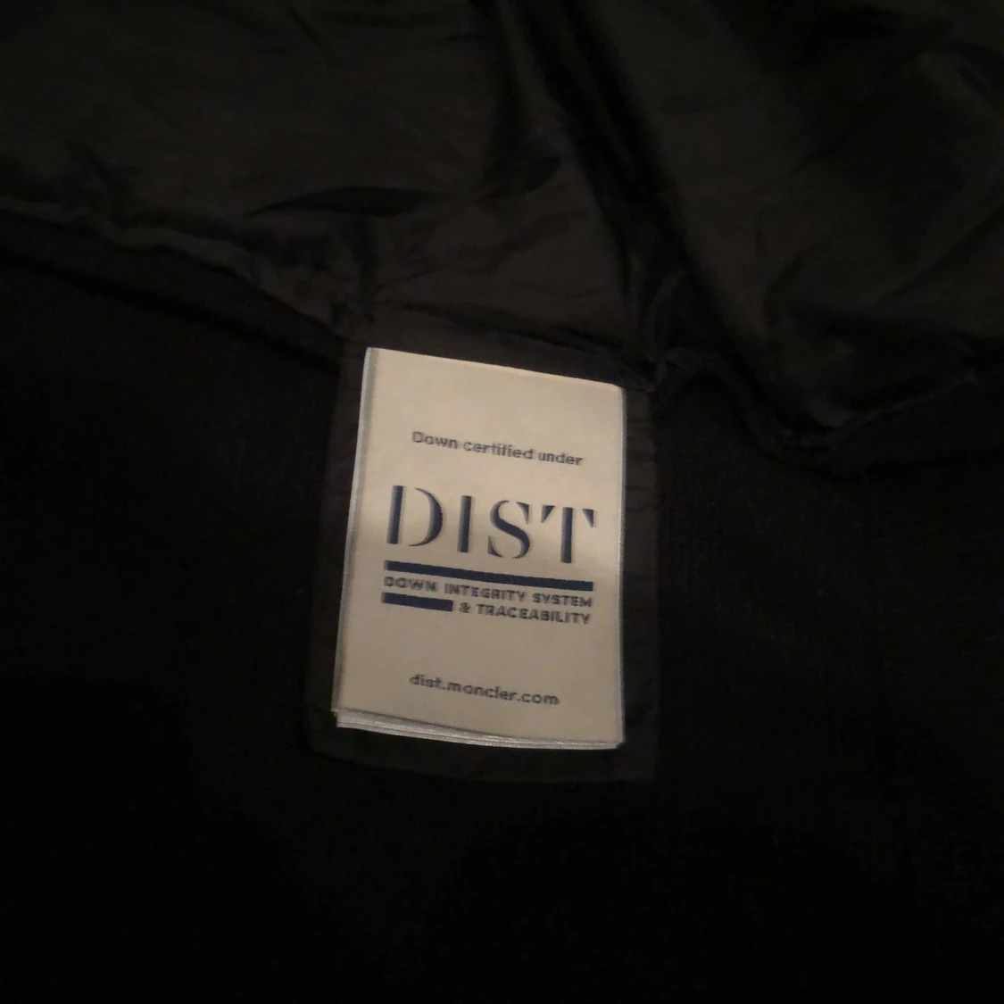 Svart dunjacka från Moncler - 90
