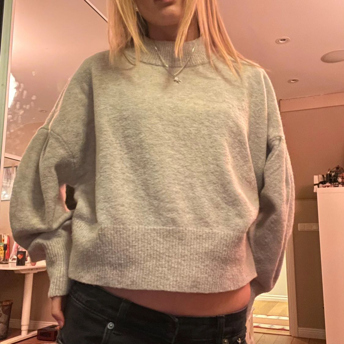 Grå stickad tröja - 93