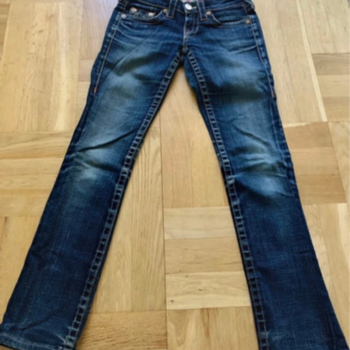 Blå jeans från True Religion