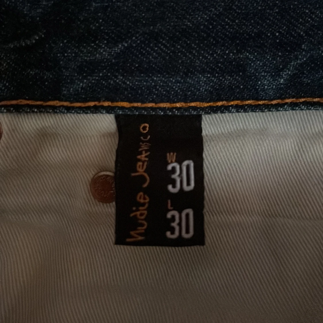 Mörkblå jeans från Nudie Jeans - 92