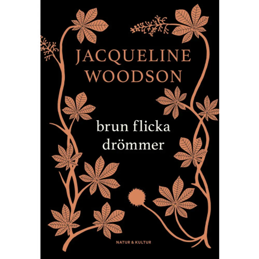  En av årets vackraste texter. DN  Brun flicka drömmer är Jacqueline Woodsons memoarer skrivna på fri vers. Hon skildrar sin uppväxt i South Carolina och i New York och hur det var att växa upp som svart flicka i USA på 1960- och 1970-talet. Ömsint och starkt leder varje rad in i barnets sökande efter tillhörighet och en plats i världen. Jacqueline Woodson har skrivit ett trettiotal böcker och är flerfaldigt prisbelönt. Hon tilldelades ALMA-priset 2018, är läsambassadör i USA (2018-2019) och har valts till Barack Obamas ”O” Book Club.  Jacqueline Woodson låter oss möta unga människor som kämpar för att hantera sin utsatthet och finna en plats där tillvaron kan få fäste. På ett närmast tyngdlöst språk skriver hon fram berättelser med en djup och sammansatt klang. Jacqueline Woodson fångar en unik poetisk ton i en vardag som delas mellan sorg och hopp. ALMA-juryn Det är en fantastisk bok som går rakt in i hjärtat ... Varje rad vittnar om barnets sökande efter en tillhörighet och en plats i världen. Gripande läsning för både barn och vuxna. Ingalill Mosander, Aftonbladet Woodson har en förmåga att ställa in skärpan på precis rätt detaljer. Anna Tullberg, Sveriges Radio P1 Jacqueline Woodsons Brun flicka drömmer är en personlig och politisk skildring om att söka sin plats i världen. Carolina Thelin  läser en välkammad självbiografi. Opulens Brun flicka drömmer är en såväl enkel som komplicerad barndomsskildring ... Det finns en direkthet i detaljerna, i varje smak och beröring som lyfts fram, i alla uppväxtens känslor. Det är vardagens sinnesintryck, det är sorger och det är samhällsproblem; allt är lysande berättat. Maria Sörgard, Arbetarbladet Brun flicka drömmer är poetiskt skriven, med ett flyt och en närvaro som gör den till en bladvändare. Här samsas både sorg och kärlek. Viveca Bladh, Sveriges Radio P4 Athena Farrokhzad har gjort en briljant översättning. Brun flicka drömmer  är en stor läsupplevelse för ungdomar och vuxna. Christina Wedenmark, BTJ       Format Inbunden   Omfång 333 sidor   Språk Svenska   Förlag Natur & Kultur Allmänlitteratur   Utgivningsdatum 2018-05-26   Medverkande Athena Farrokhzad   Medverkande Sara Acedo   ISBN 9789127159266  . Böcker.