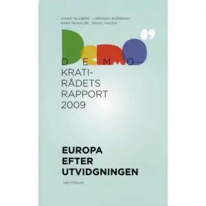 Utvidgningen av EU år 2004 var en historisk händelse i ordets sanna bemärkelse. Efter ett halvsekel av politisk uppdelning i Europa, återförenades öst och väst inom ramen för EU. Men jämte alla förhoppningar som knöts till utvidgningen, fanns också farhågor om unionens förmåga att integrera de nya medlemsländerna. I Europa efter utvidgningen tar SNS Demokratiråd temperaturen på EU fem år efter östutvidgningen. Vilka förväntningar infriades och vilka kom på skam? Rapporten uppmärksammar särskilt tre teman: Hur effektiva är EU:s institutioner i en union med 27 medlemsstater? Vilka förändringar har skett i EU:s politiska inriktning sedan utvidgningen? Hur har EU:s nya medlemsländer utvecklats politiskt efter inträdet? SNS Demokratiråd 2009 består av Li Bennich-Björkman (Uppsala universitet), Anna Michalski (Svenska institutet för europapolitiska studier), Daniel Naurin (Göteborgs universitet) och Jonas Tallberg (Stockholms universitet).    Format Häftad   Omfång 152 sidor   Språk Svenska   Förlag SNS Förlag   Utgivningsdatum 2009-05-07   Medverkande Li Bennich-Björkman   Medverkande Anna Michalski   Medverkande Daniel Naurin   ISBN 9789186203139  