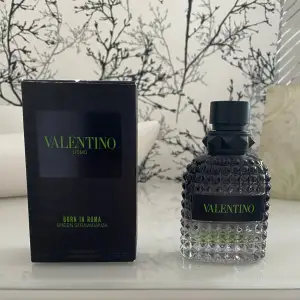 Säljer denna valentino parfym ca 10/50 ml kvar 