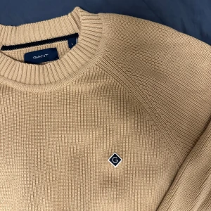 Gant tröja  - Säljer nu denna fina gant hoodie! Cond -10/10