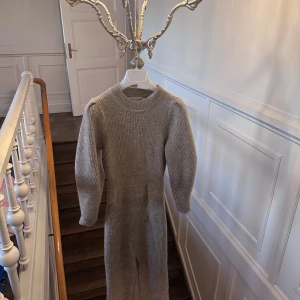 Adobe klänning - Adore klänning i storlek 34🥰