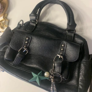 Väska - Den är i nu skick