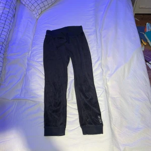  Mjukisbyxor  - Kommer ej till användning 