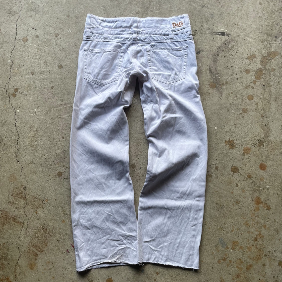 Distressed doublewaisted Dolce Gabbana jeans - 92