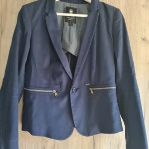 G-star kavaj - Kavaj i kortare modell Aldrig använd dock ingen prislapp kvar. Mycket fin