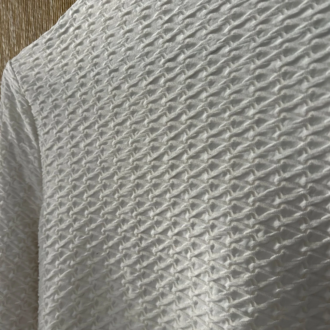 Vit ribbad croppad tröja - 91