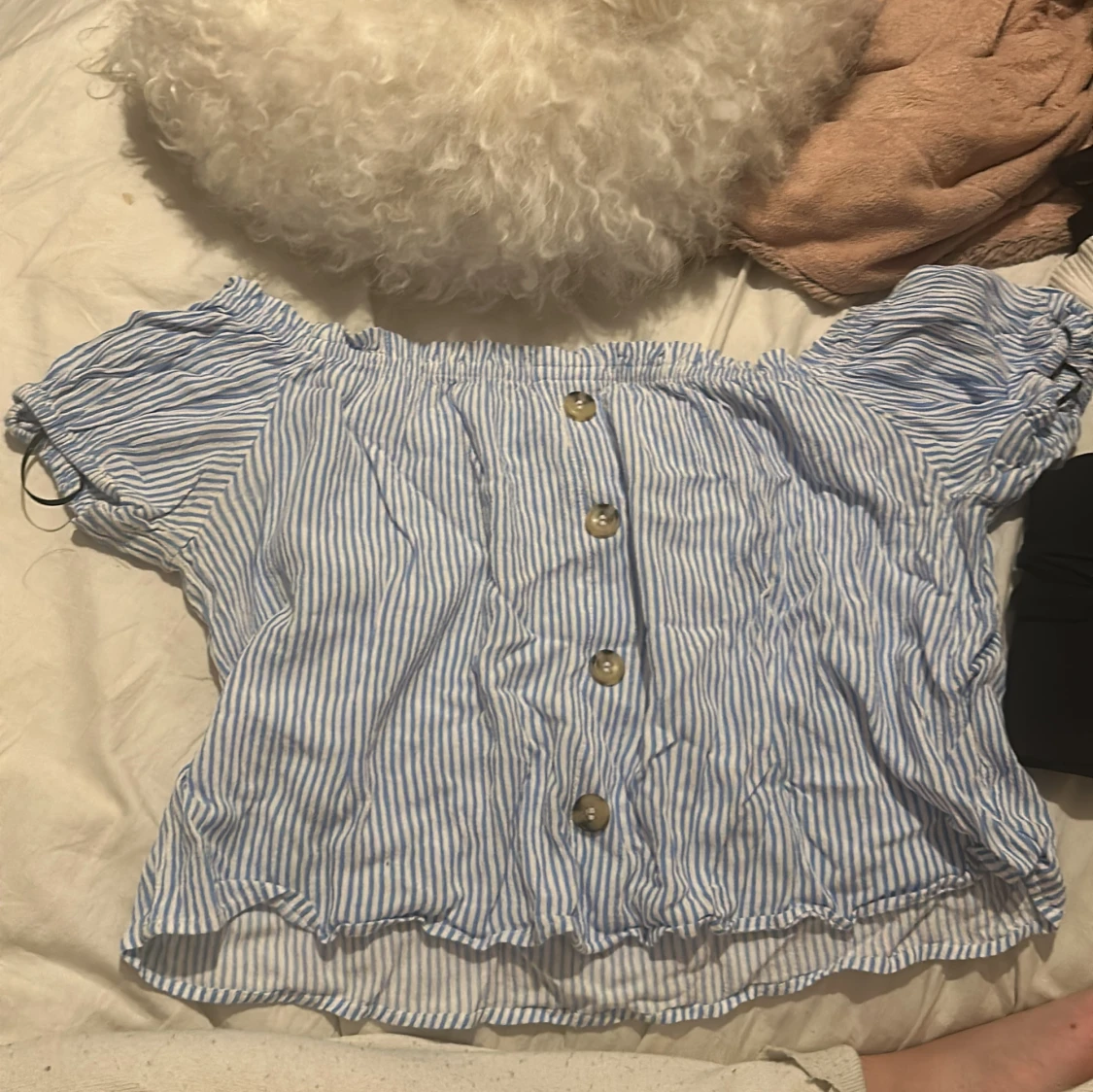 Randig blus från Divided