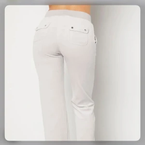 Vita Juice Couture Byxor - Vita juice couture byxor som är helt oanvända! super fina i skicket!