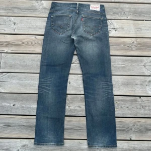 Levis jeans storlek 34 - Storlek 32