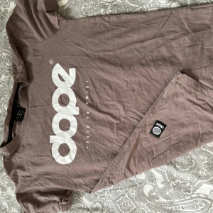 T-shirt  - T-shirt med dope tryck 