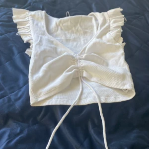 Sött vit topp - I bra skick 