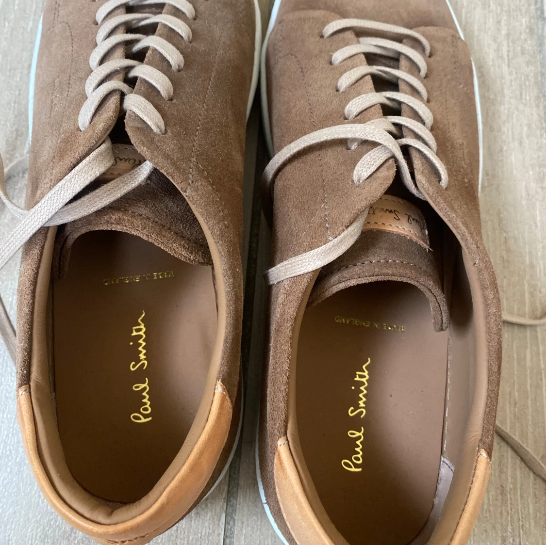 Paul Smith skor - 90