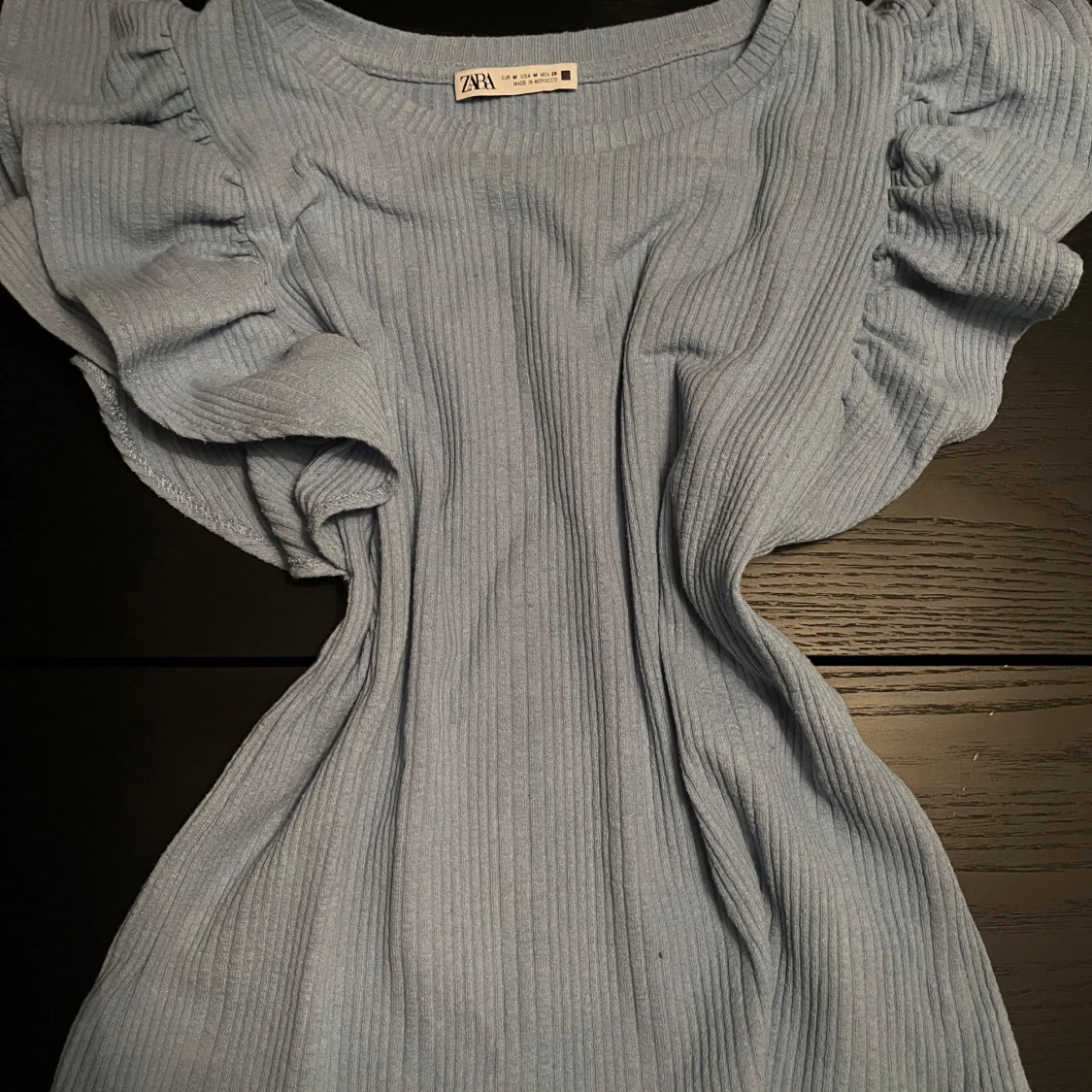 Blå ribbad topp från Zara