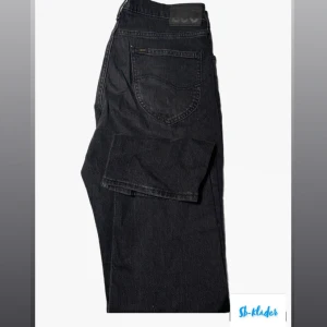 Lee ”West” Jeans - Skick 9/10 knappt använda Storlek 30/32 Fit: Straight/Regular fit