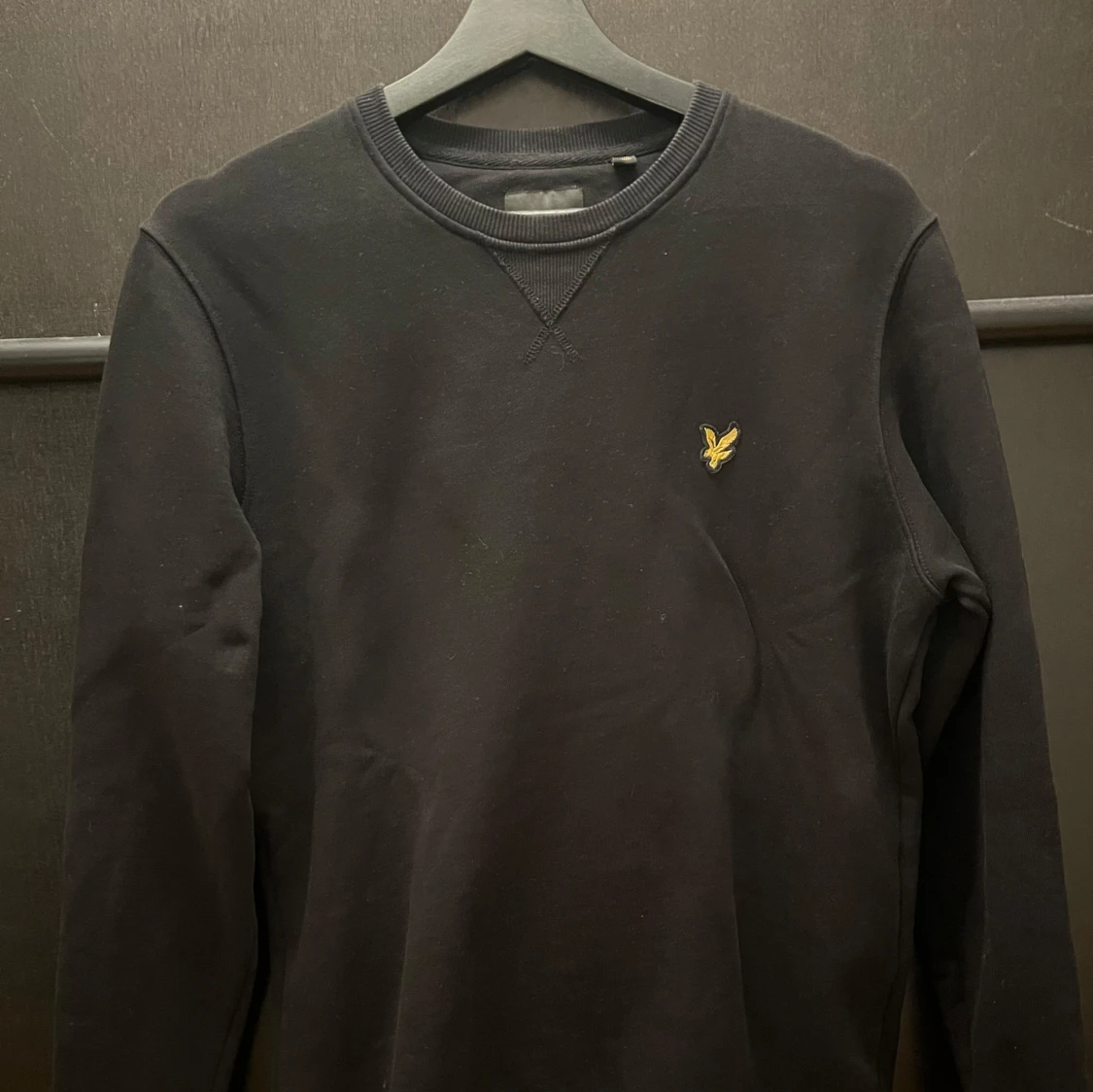 Svart tröja från Lyle & Scott - 91