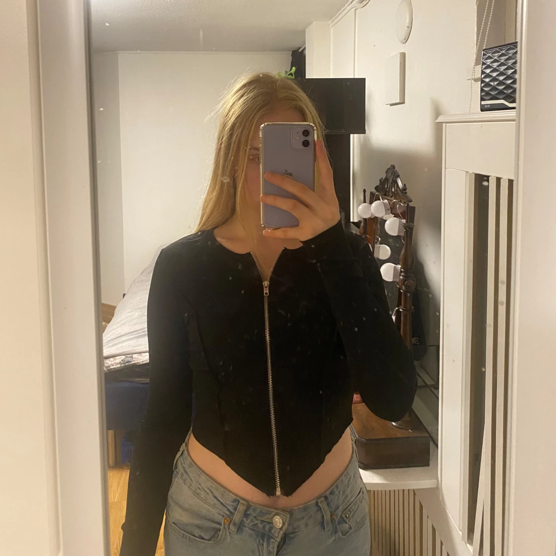 Svart topp med dragkedja 