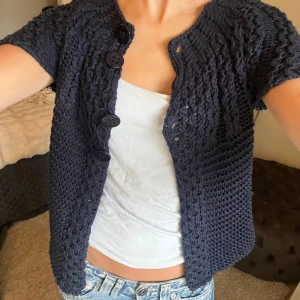 Kortärmad kofta - Så så fin!