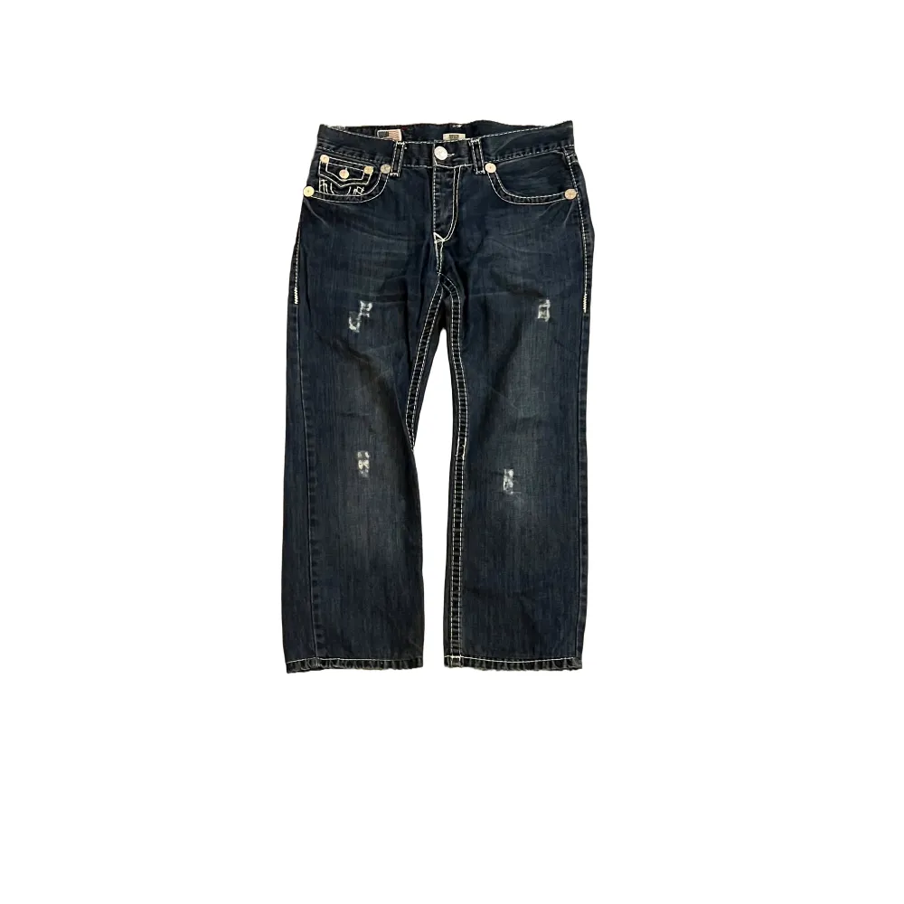 Size 34 - Baggy - Distressed - Okej Skick - Section Bobby Super T - Skriv Till Mig Ifall Du Har Fler Frågor🥰. Jeans & Byxor.