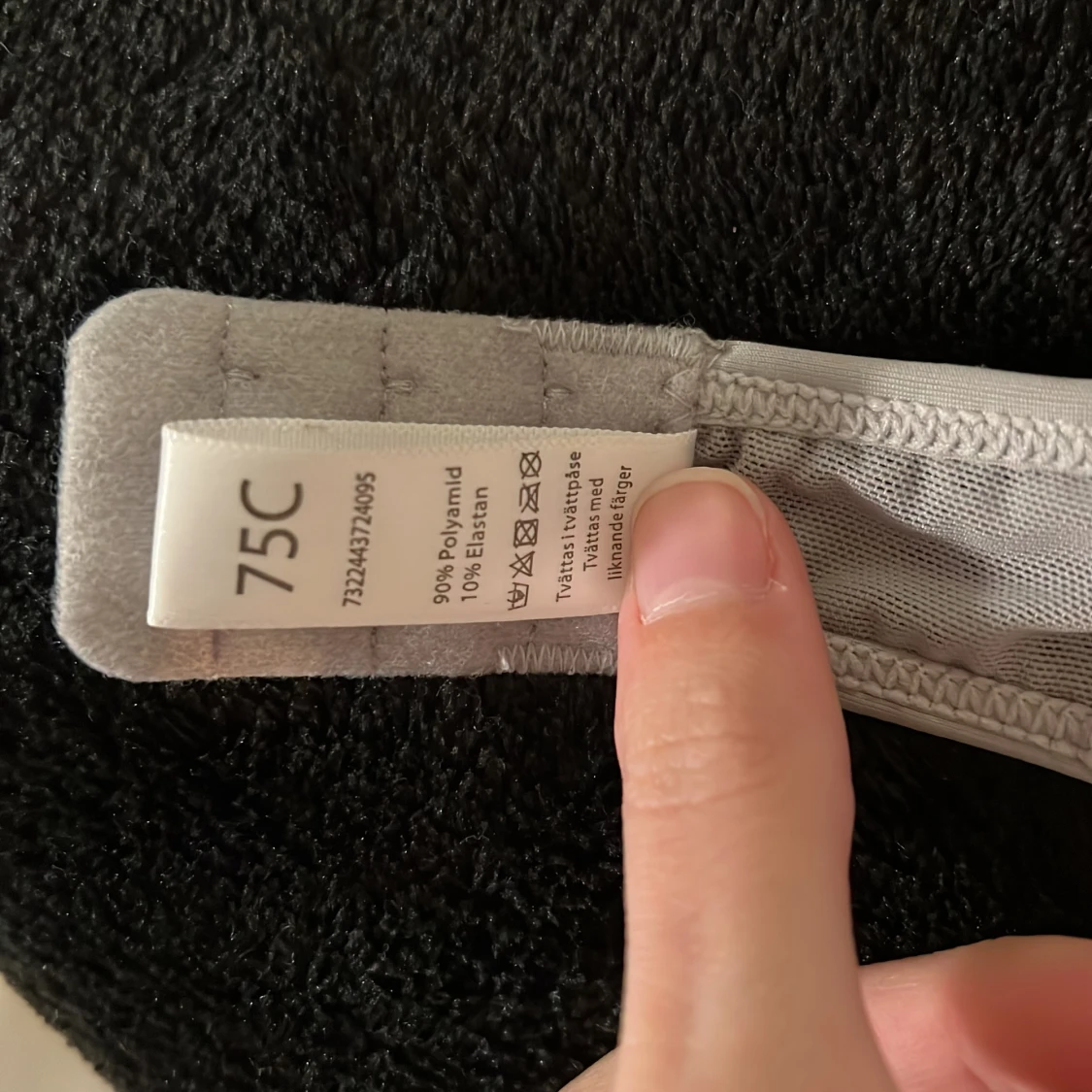 Grå spets-bh från Bella Bloom 75C - 91