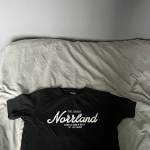 Norrlands t shirt  - Storlek S! 150kr tillsammans nypris 600
