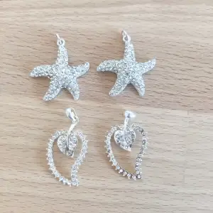 4 Pendant jewelry elements with strass, silver colour ✨