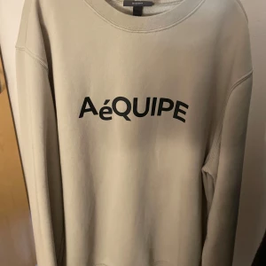 Tröja  - Mycket bra skick