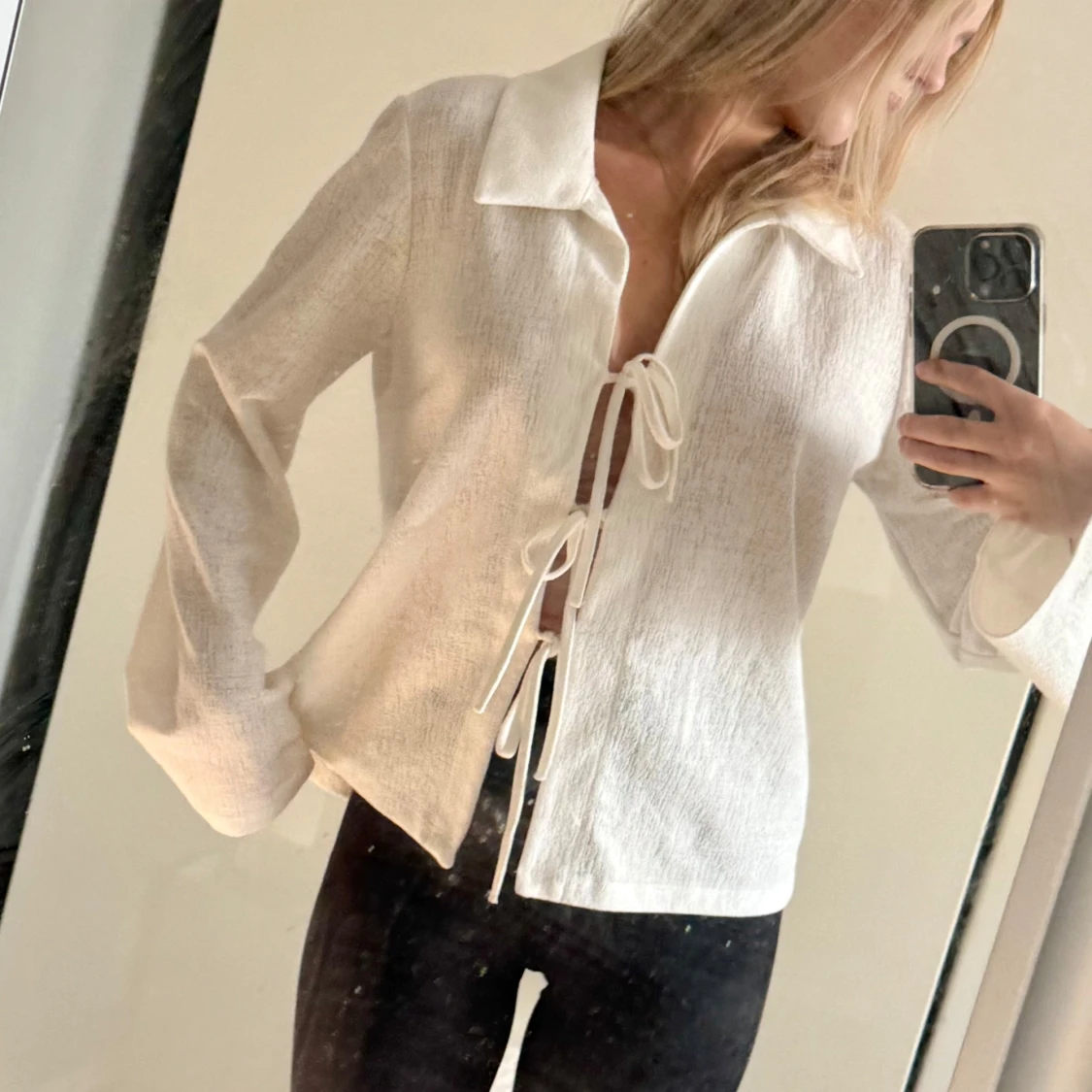 Knyt-blus från Gina tricot 