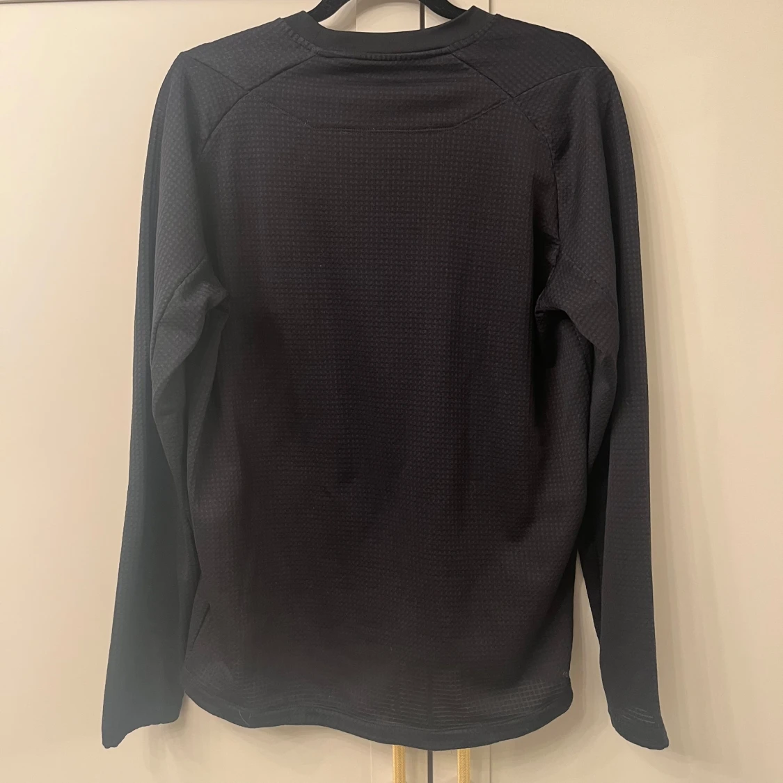 Svart tröja från Adidas - 2