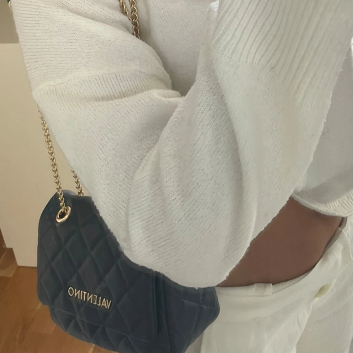 Blå quiltad axelväska från Valentino - 1