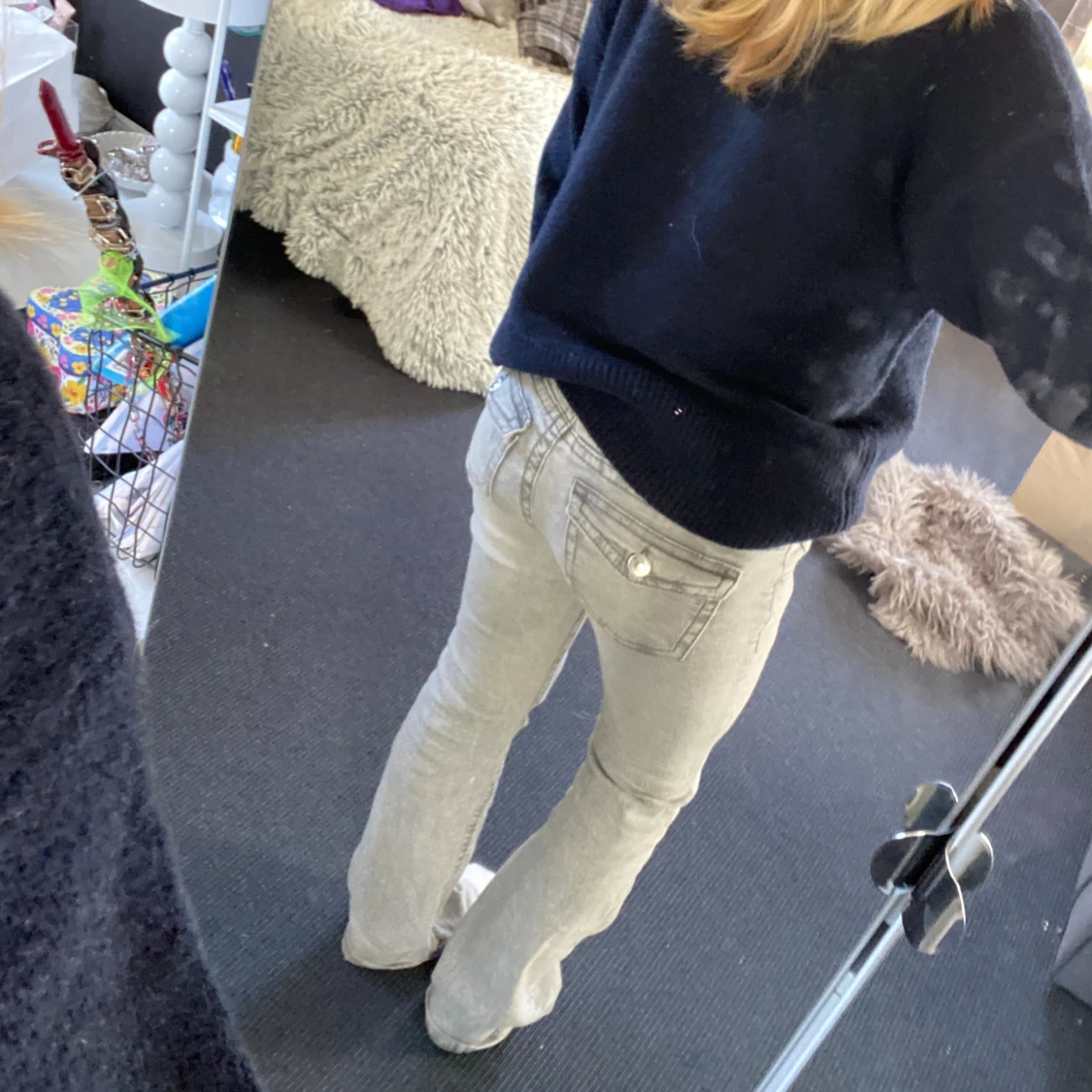Grå jeans med bootcut - 3