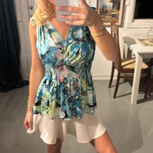 Topp - Supper somrig topp