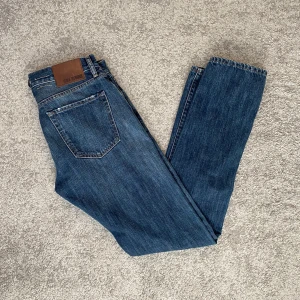 C.O.F. Studio jeans - Snygga stilrena jeans från C.O.F. Studio, inget slitage, inga defekter, storlek W32, L34