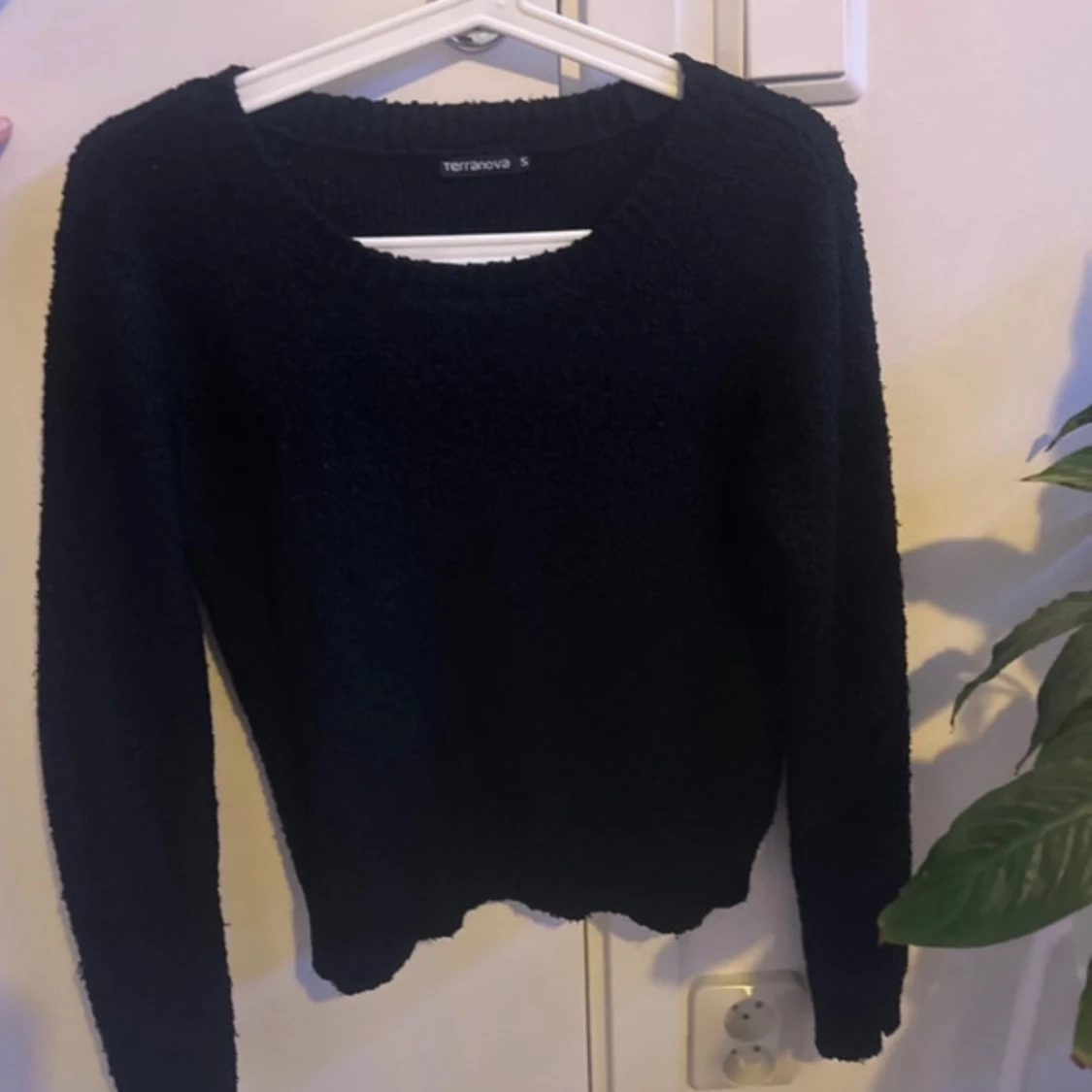 Svart stickad tröja  - 90