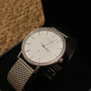 Helt ny klocka - Perfekt julklapp!! 