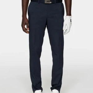 J Lindeberg golf byxa herr - Nypris:1100kr  Perfekt skick, modell: Elof pant Storlek 30/32