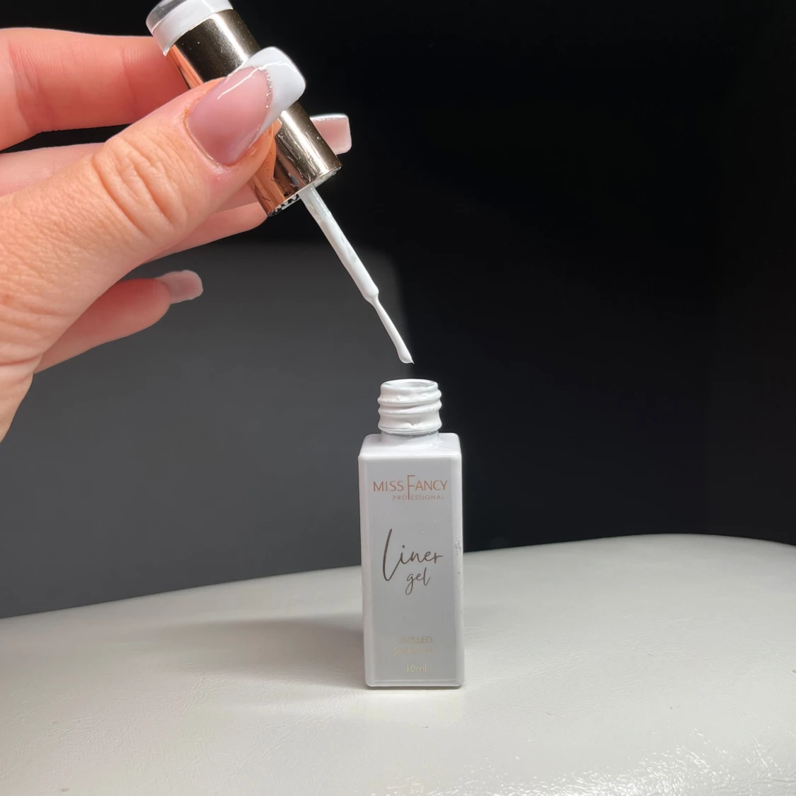 Miss Fancy Liner Gel - 90