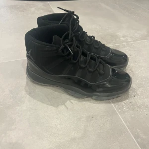 Svarta skor - Mer info pm