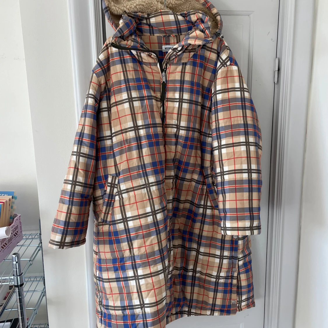 Rutig kappa från Weekday