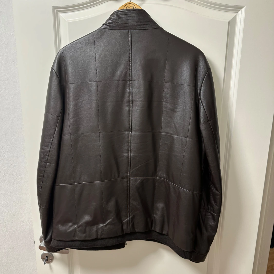 Svar skinnjacka från Balmain - 90