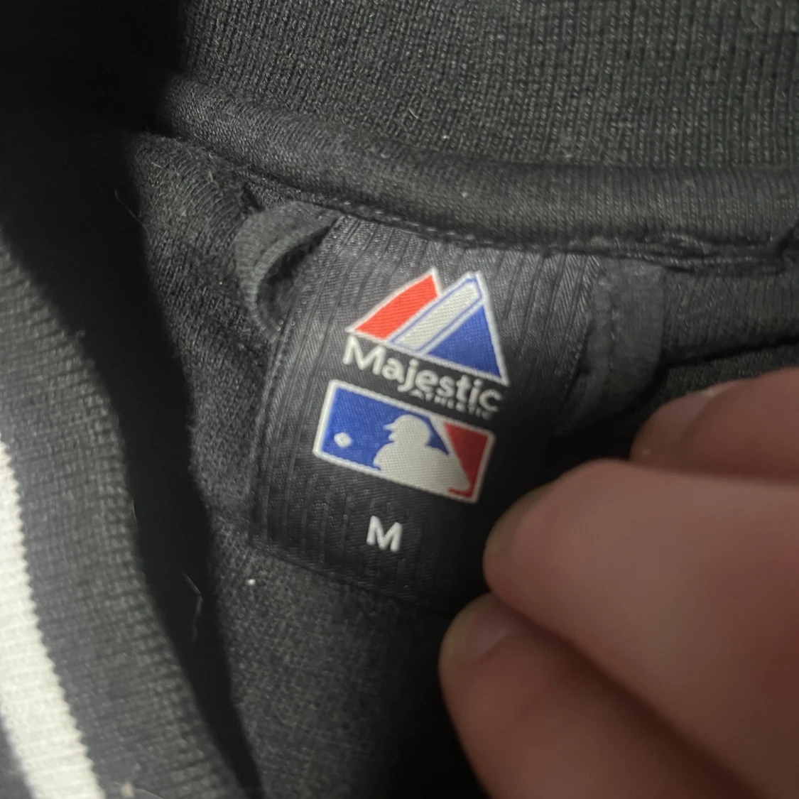 Svart och grå baseballjacka från Majestic - 91