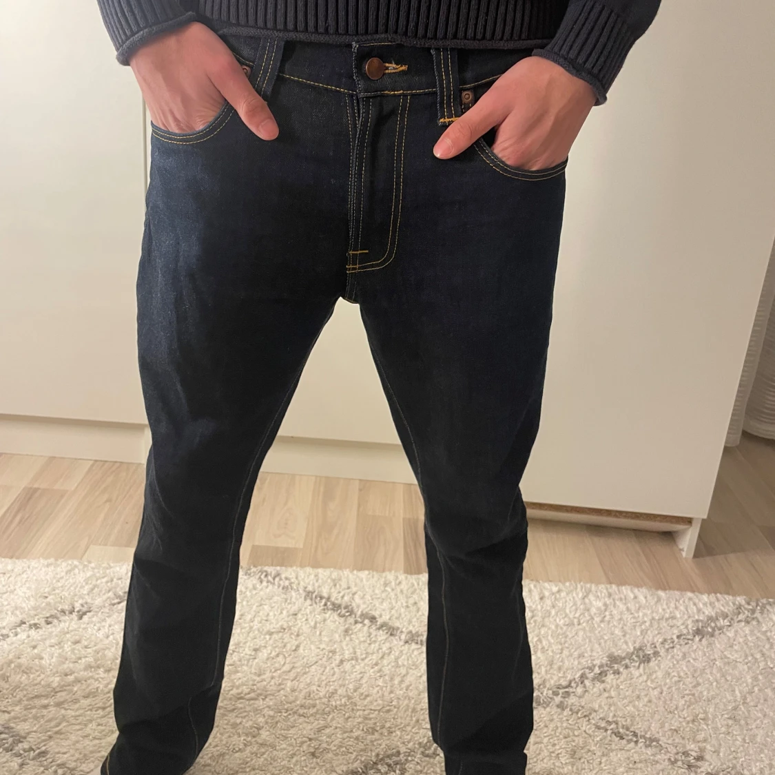 Mörkblå jeans från Nudie Jeans Co  - 90