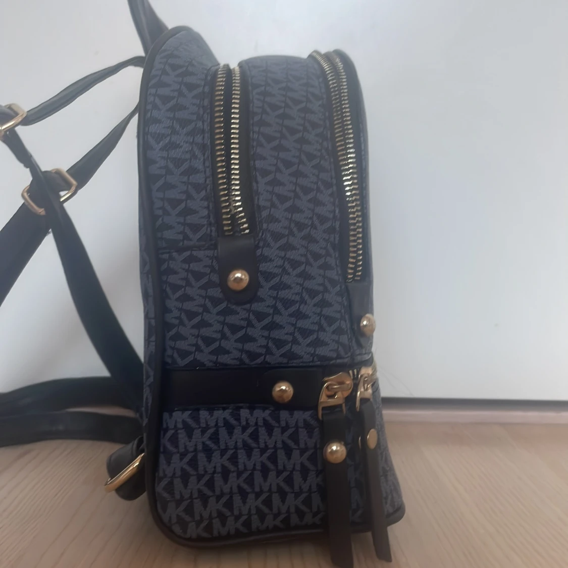 Micheal kors mini ryggsäck - 90